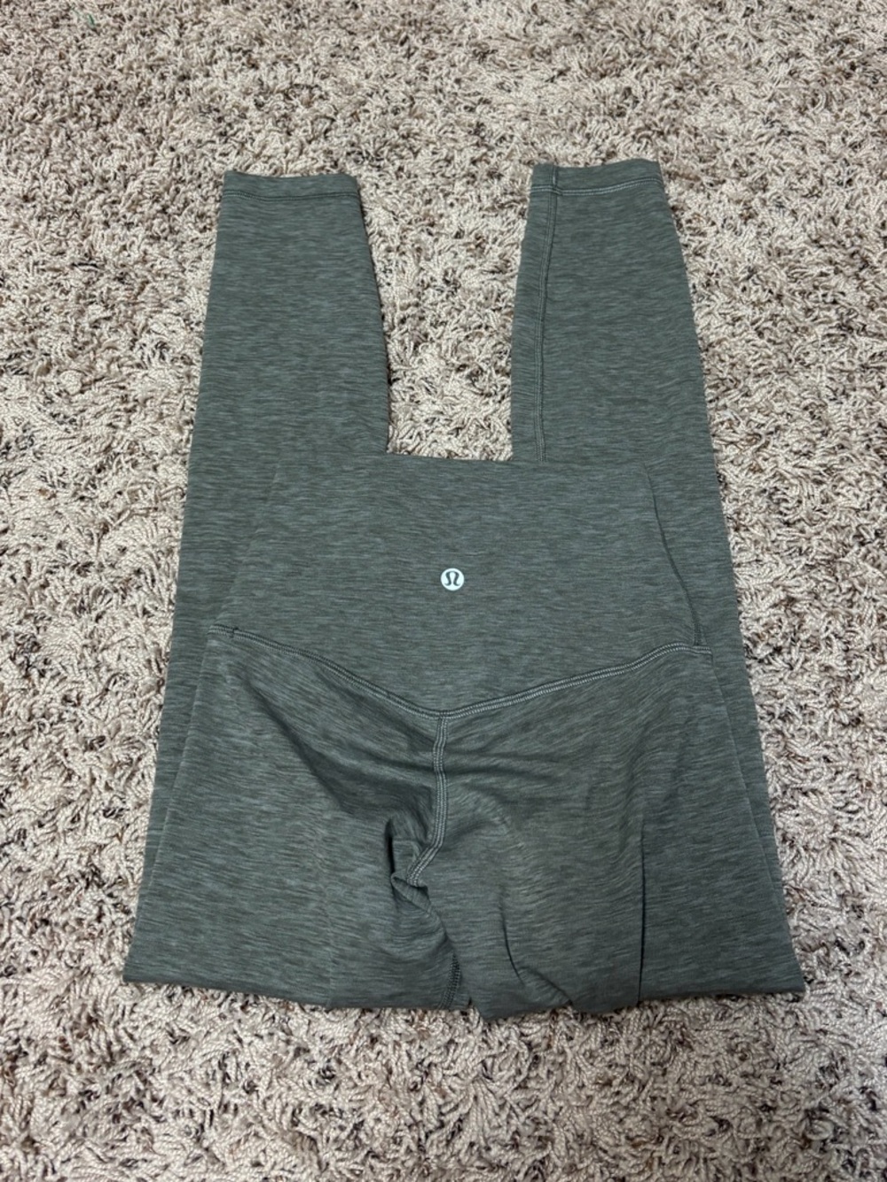 Lululemon Align High-Rise Pant 25"
Heathered Grey Sage